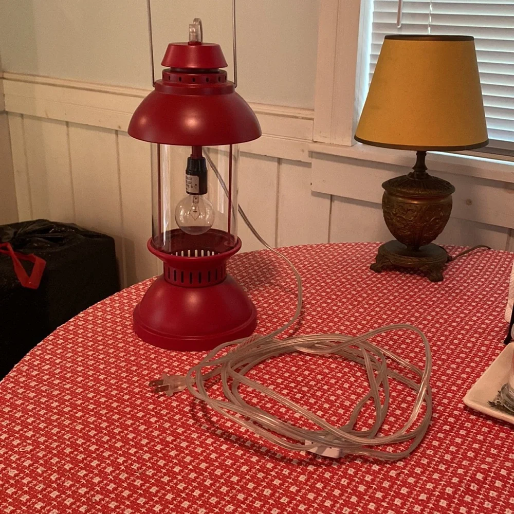 Woolrich Decorative Indoor “Camping” Lamp - Picture 7 of 11